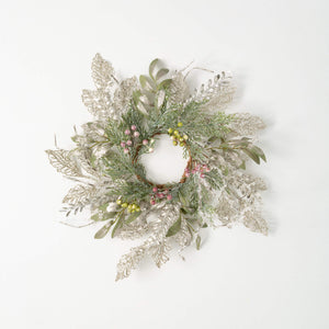 Cedar Leaf Berry Ring