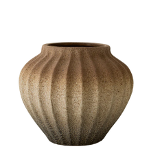 Load image into Gallery viewer, Ribbed Ombre Vase